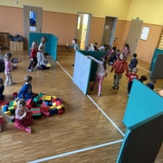 PRAZNIČNO DRUŽENJE