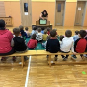 PRAZNIČNO DRUŽENJE