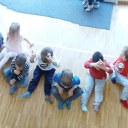 Dan za različne nogavičke